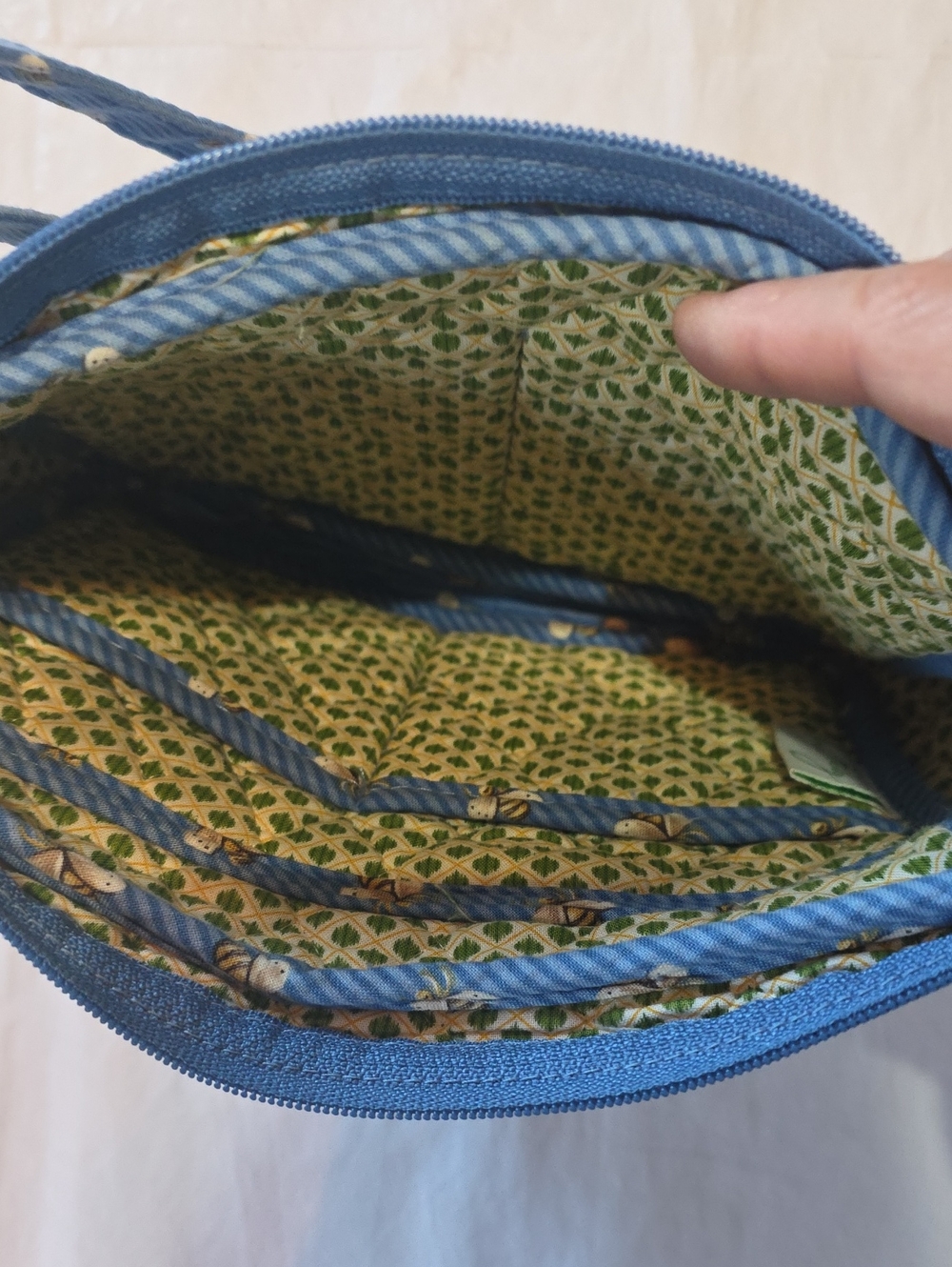 Vera Bradley VTG Y2K Quilted Blue Bees Shoulder Bag Retired Cottage Granny Core - Picture 6 of 10